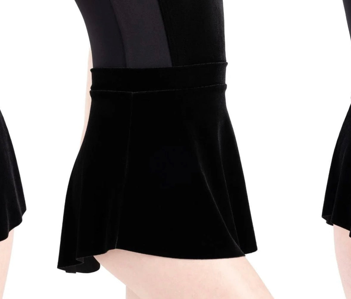 Capezio Regency Royal Simone Pull On Skirt - Child
12218C