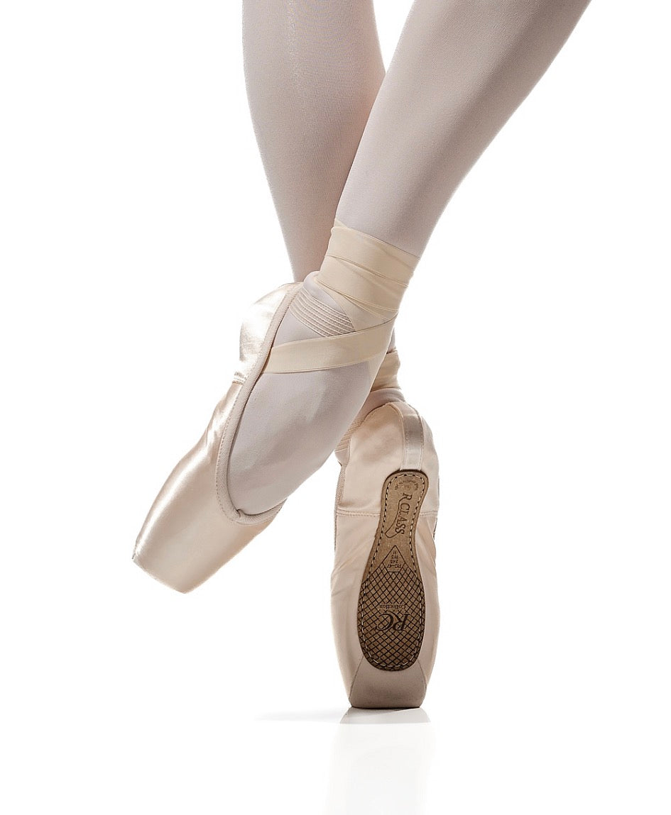 R-Class Iridescence Pointe Shoes RC40