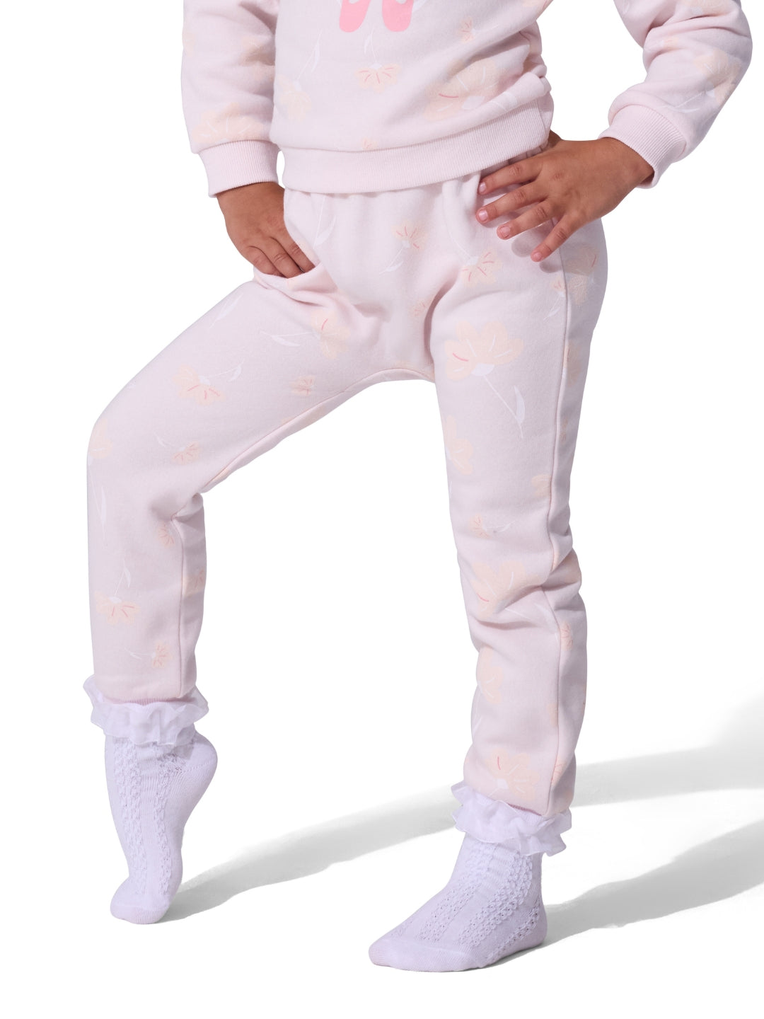 Capezio Girls' Little Dancer Jogger CB112C