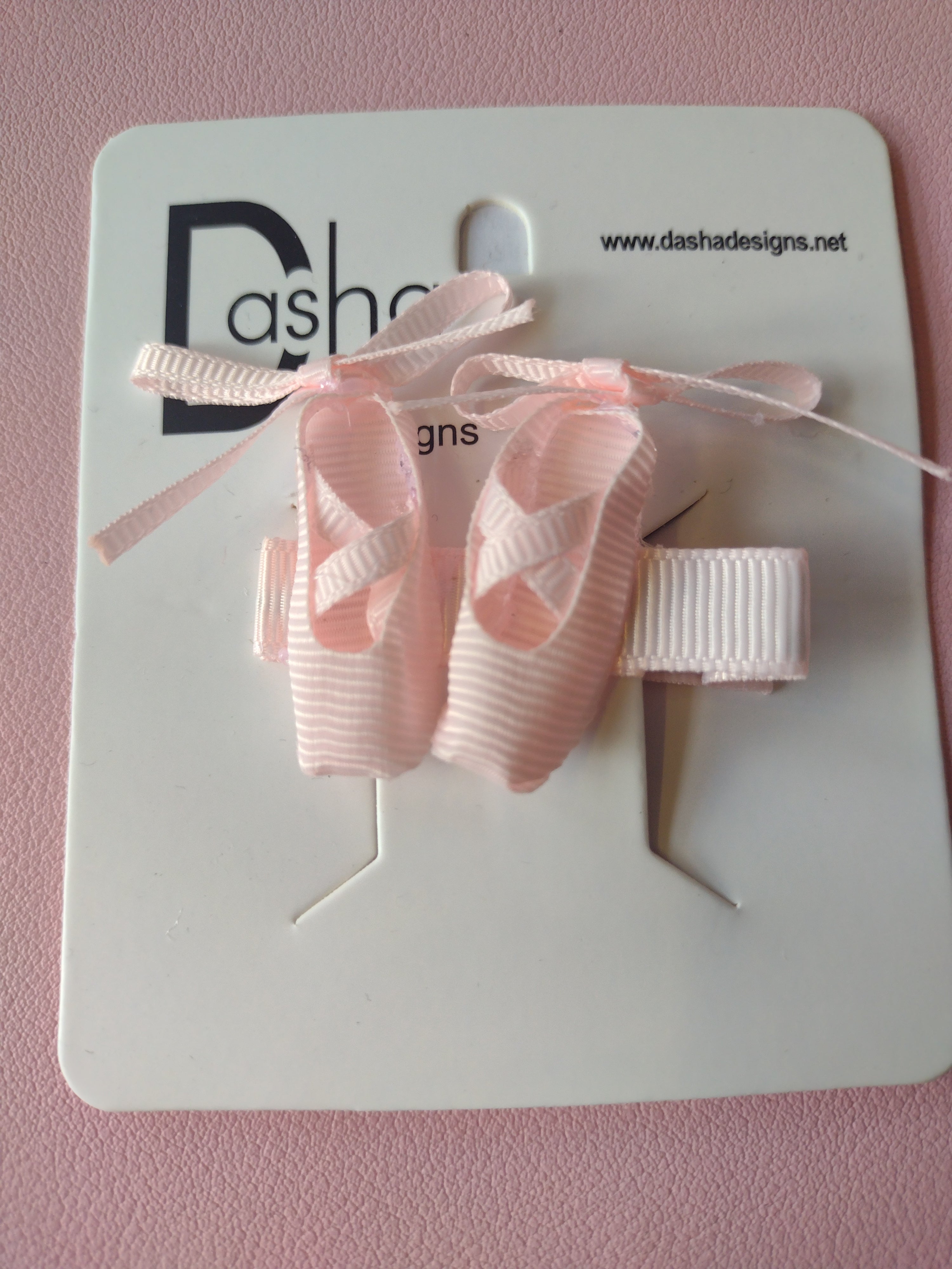 Dasha Designs Ribbon Ballet Shoe Hair Clip 3948 Regular